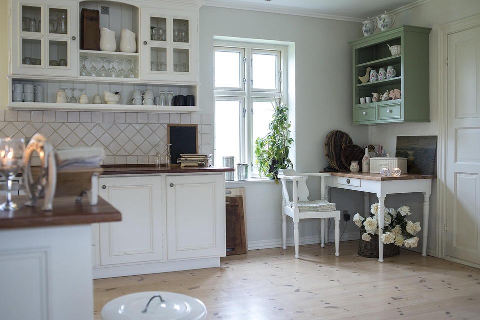 DIY Kitchen Shelving Projects for Extra Space