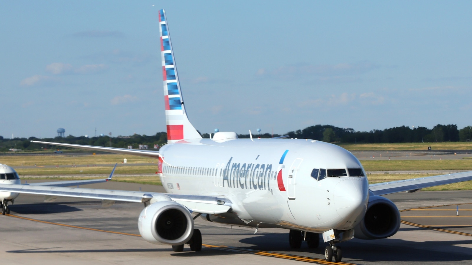 American Airlines Flights Resume After IT Outage